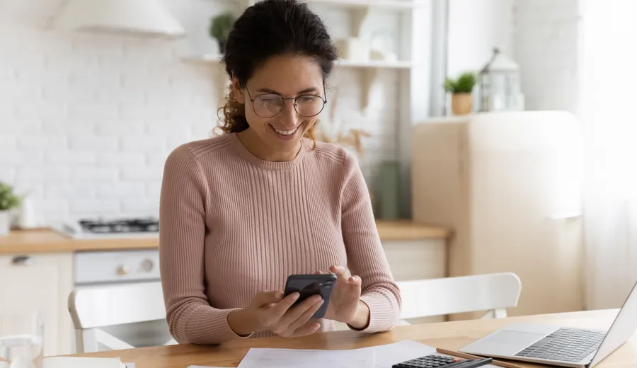 OnlyFans model doing her taxes
